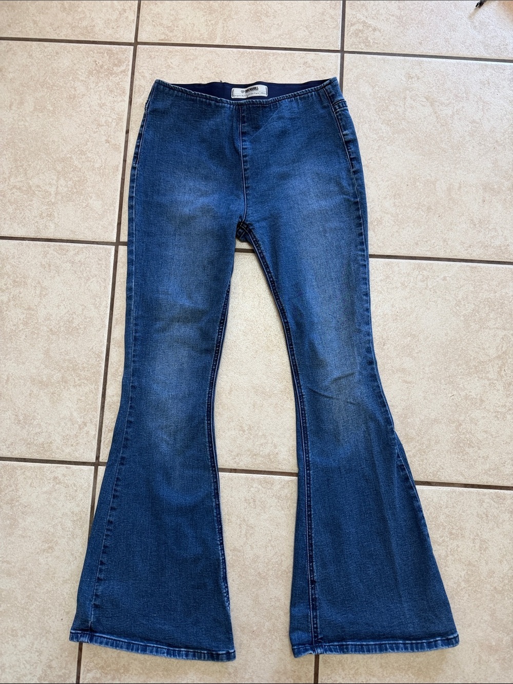Women's Dark Blue Flared Jeans - Stretch Flare